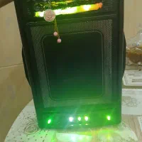 اسپیکر دست ساز و صندلی آرایشگاه