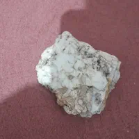 سنگ کوارتز شیری