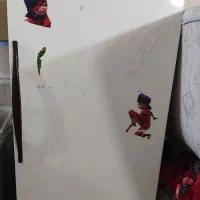 یخچال قدیمی سالم