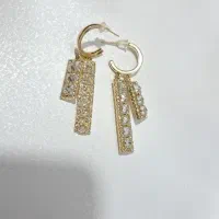 گوشواره آنجلیا خارجی،ساعت نقره‌ای و نیم ست مجلسی