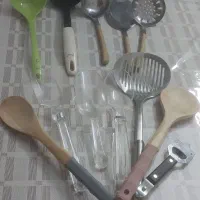 کفگیر و ملاقه و قندان و سس خوری نونو