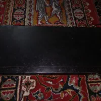 یک دستگاه دی وی دی مدل jvc