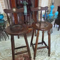 یک جفت صندلی  چوبی قدیمی