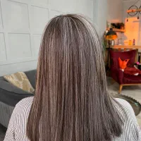 رنگ و لایت تخصصی مو در سالن زیبایی صوفیا خندان