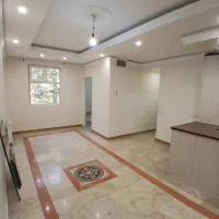 ۵۳ متر ۸ ساله فول امکانات * سالن پرده خور *