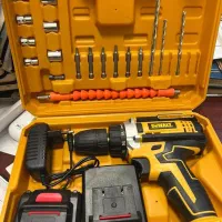 دریل شارژی ۲۱ ولت دیوالت دو باطری صنعتی