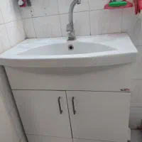 روشویی با ست ایینه وشیر الات
