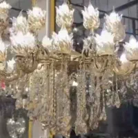 لوستر فوق العاده  سنگین  در نمایشگاه کارمندان|لوستر و چراغ آویز|کرمانشاه, |دیوار