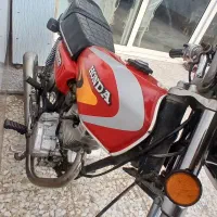 موتور۸۳بامدارک|موتورسیکلت|خمینی‌شهر, |دیوار