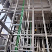 برقکار ماهر و نیمه ماهروساده