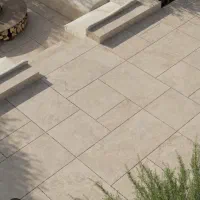 نیازمند کارگر برای سنگ وکاشی کاری