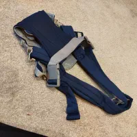 آغوشی بچه نو نو