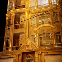 لوکیشن تاپ / لوکس نشین
