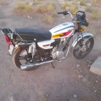 موتور سیکلت 200