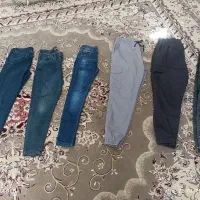 تعدادی شلوار زنانه و مردانه اسپرت و لی