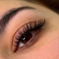 کاشت مژه
