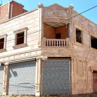 ساختمان‌ ویلایی ۱۰۰ متری خیام‌ به صورت یکجا