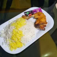 دونفر خانم جهت کار در رستوران