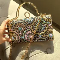 تولید کیف کلاچ با بهترین متریال و مناسب ترین قیمت.