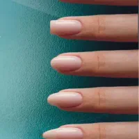 استخدام ناخن کار حرفه ای، مژه کار