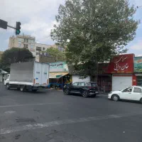 یک باب مغازه ۳۲مترمربع(ملکیت و سرقفلی )