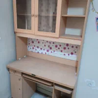 میز کامپیوتر کتابخانه