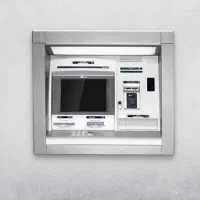 خودپرداز NCR