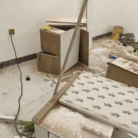 مقداری کابینت پایین و بالا همراه با هود