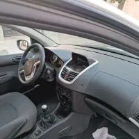 پژو 207پاناروما دنده‌ای مدل402 سفید بدون خط وخش|خودرو سواری و وانت|اندیشه, اندیشه فاز ۳|دیوار