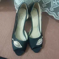 کفش|کیف، کفش، کمربند|زابل, |دیوار