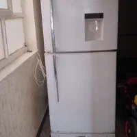 یخچال و لباس شویی