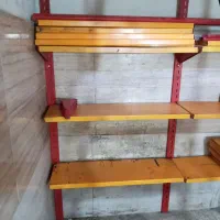 تعدادی قفسه،دکور پیمانه روغن