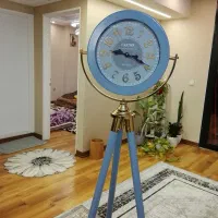ساعت پایه دار
