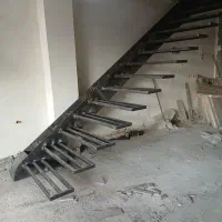 اجرای تخصصی پله های گرد و درب های لوکس|خدمات پیشه و مهارت|دورود, |دیوار