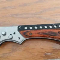 چاقو|کلکسیون اشیاء عتیقه|همدان, |دیوار