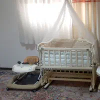 تخت گهواره کنار مادر + روروئک|تخت و صندلی بچه|همدان, |دیوار