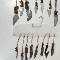 چاقو سر سوییچی|کلکسیون اشیاء عتیقه|مرودشت, مسجد رسول‎|دیوار