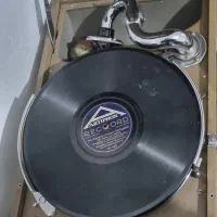 گرامافون هیس مستر ویس