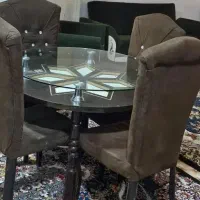 حراج میزوصندلی غذاخوری۴ نفره ،صفحه گرد و شیشه ای