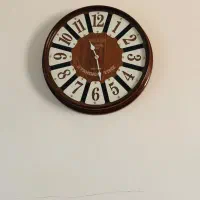 ساعت دیواری