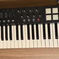 میدی کنترولر M-Audio Oxygen 61