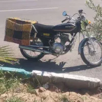 فروش یک دستگاه موتور سیکلت هوندا ۱۲۵