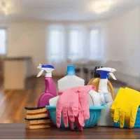استخدام نیروی خدمات (نظافتچی) با جای خواب