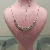 سرویس و نیم ست سبک اما بسیار نمادار