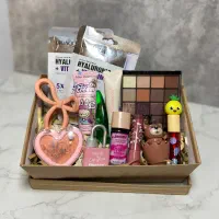 باکس هدیه تولددخترانه بدون مناسبت عشقتو سوپرایز کن