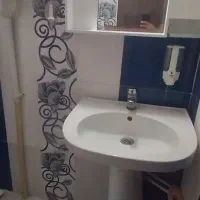 روشویی.اینه.شیر.فلش تانک