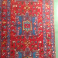 یک عدد فرش کناره دستباف یک و نیم در سه متر