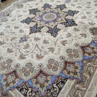 یک تخته فرش ۱۲ متری ۱۲۰۰ شانه تراکم ۳۶۰۰ نو اکبند