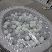 استخر توپ پارچه ای