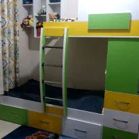 فروشی تخت و کمد بچه